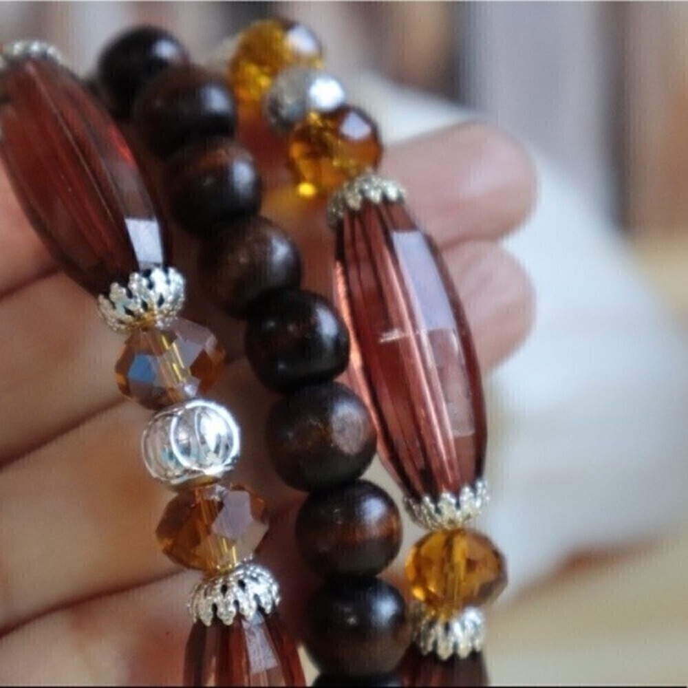 Bundle of Stretch Brown Bracelets - Picture 6 of 6